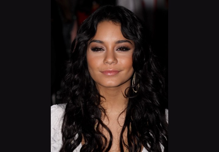 Long jet black hair - Vanessa Hudgens