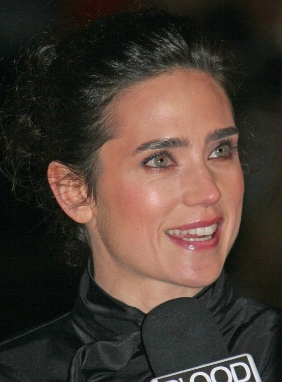 Jennifer Connelly wearing her hair up in an easy to do old