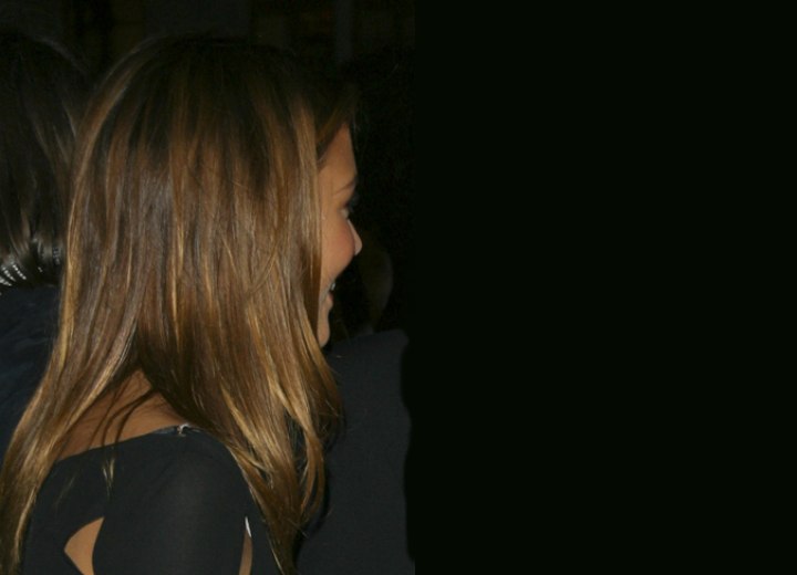 Side view of Katie Holmes tapered hair