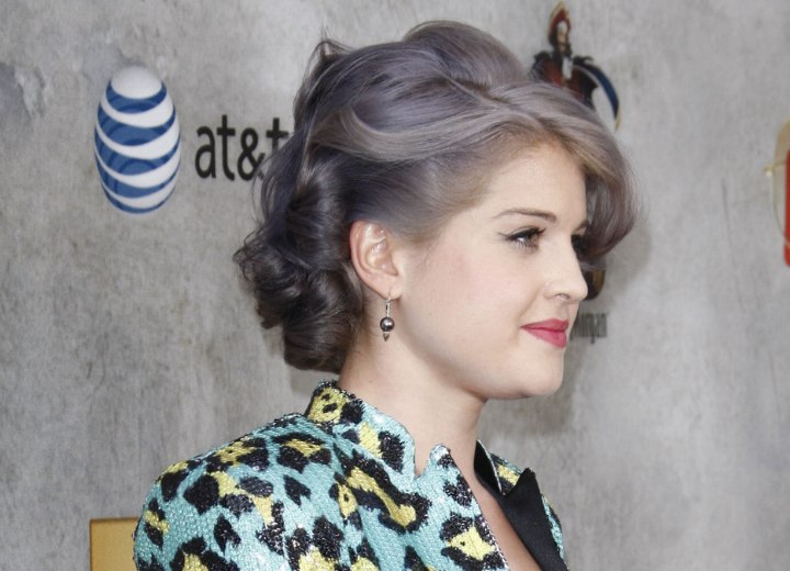 Side view of Kelly Osbourne's hair