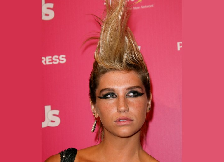 Kesha wearing her hair high up