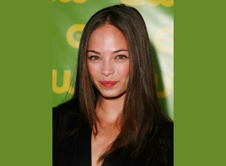 Kristin Kreuk's chocolate brown hair color