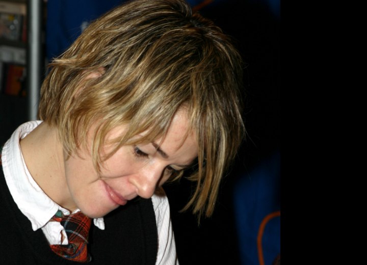 Hairstyle for fine hair - Leisha Hailey