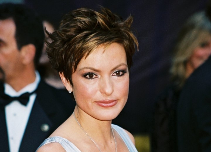 Mariska Hargitay - Short and choppy haircut