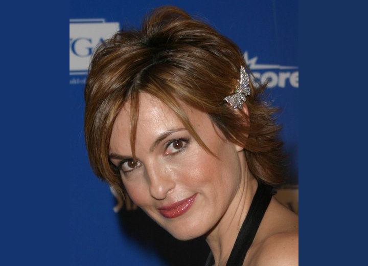 Mariska Hargitay - Short hair with a butterfly hairpin