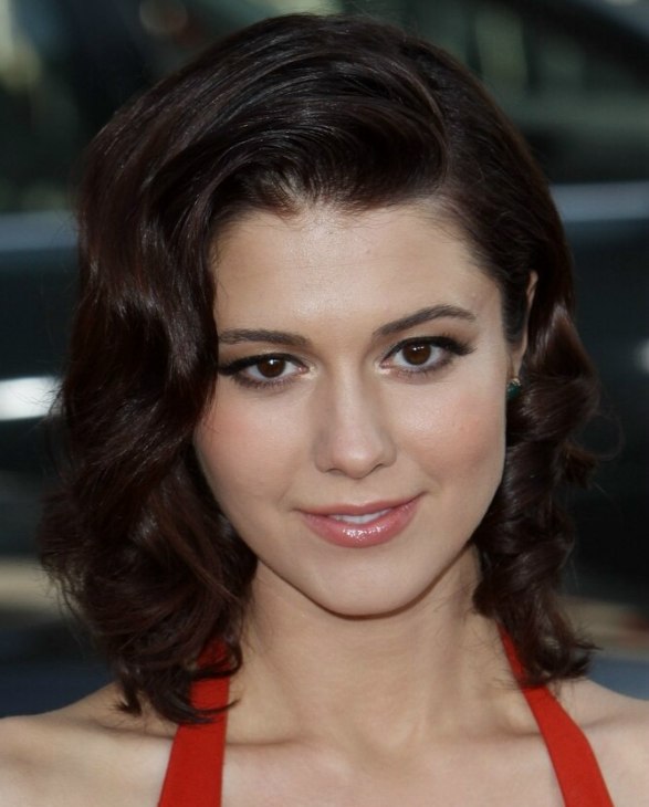 Mary Elizabeth Winstead  Medium 1950s hairstyle with 