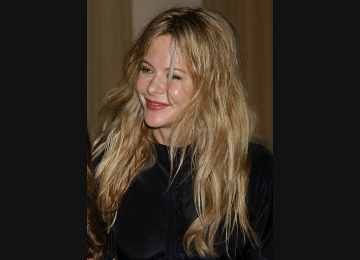 Meg Ryan wearing her hair long and open