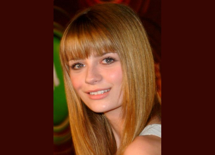 Close up photo of Mischa Barton's hair with bangs or fringe