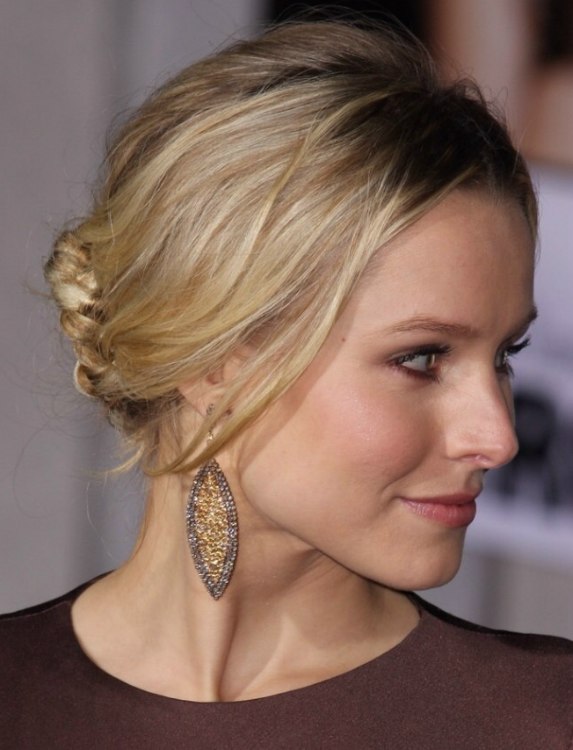Kristen Bell wearing her hair in an updo with a braid