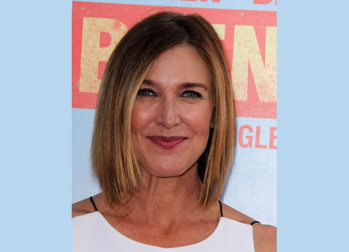 Brenda Strong - Easy medium-length hairstyle