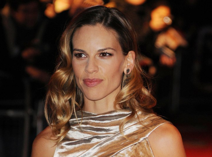 Hilary Swank hair color