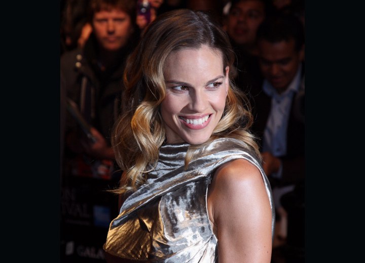 Hilary Swank hair