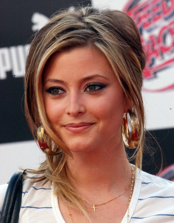 holly valance haircut styles