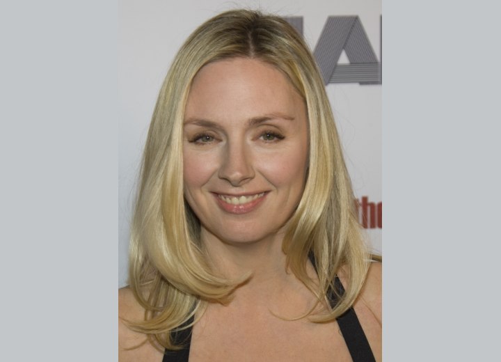 Hope Davis pale blonde hair color