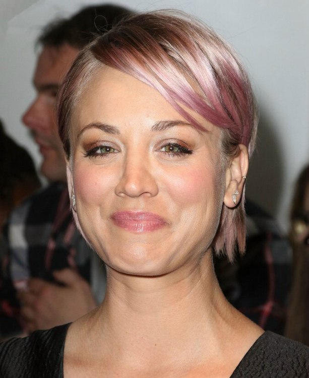 12 latest Kaley Cuoco hairstyles and hair cuts to try out  Tukocoke