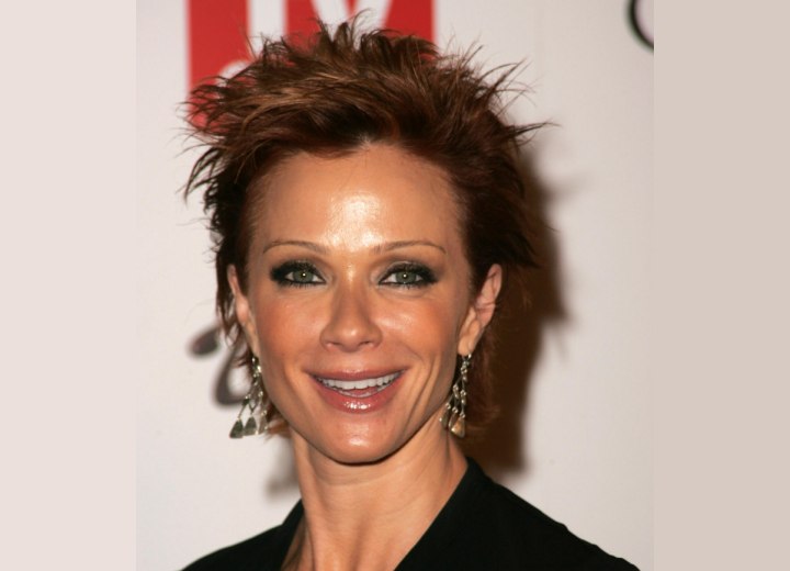 Lauren Holly - Short hairstyle that makes a statement