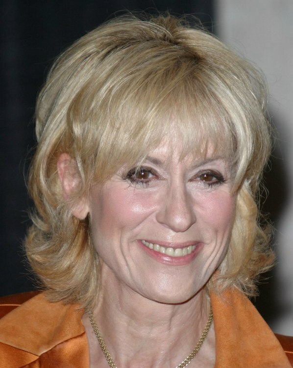 Judith Light Soft hairstyle to hide facial creases and Judith Light Soft hairstyle to hide facial creases and