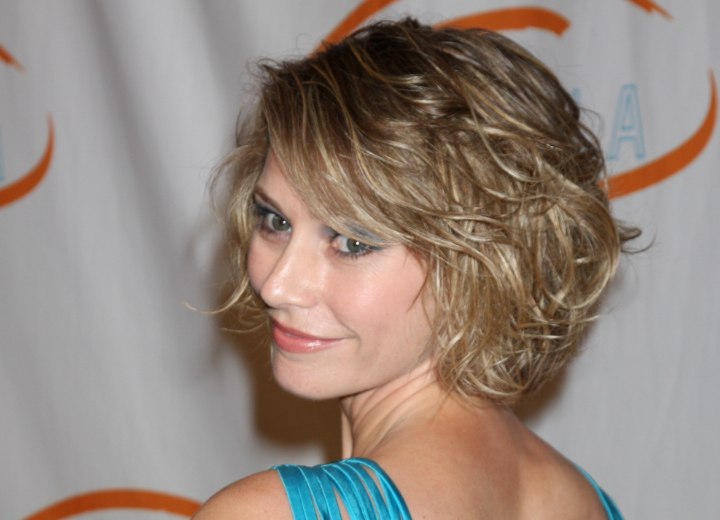 Meredith Monroe with short curly hair