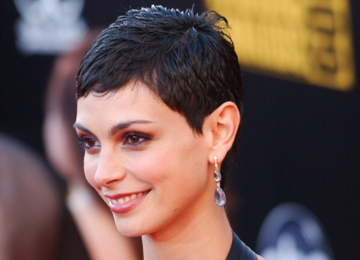 Morena Baccarin pixie cut