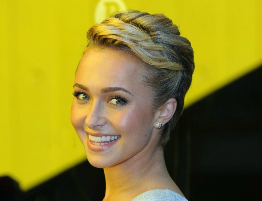 Hayden Panettiere  Pixie hairstyle with braids and 