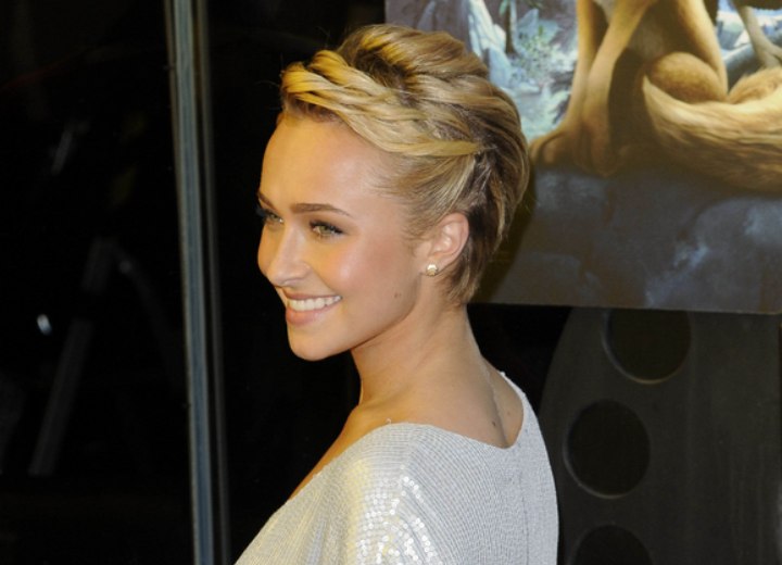 Pixie cuts - Hayden Panettiere