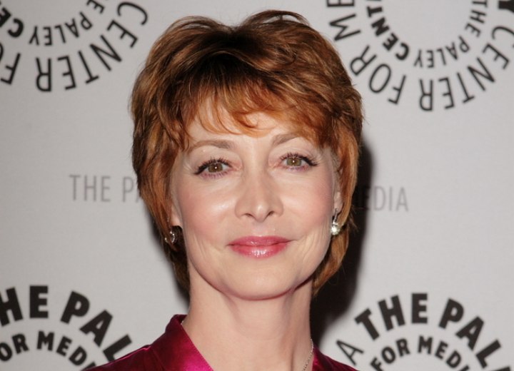 Feminine pixie hairstyle - Sharon Lawrence