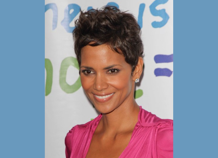 Halle Berry wearing her hair in a pixie cut with elevation on top