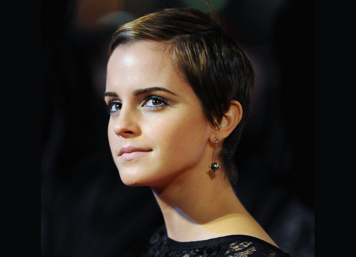 Short cropped pixie haircut - Emma Watson