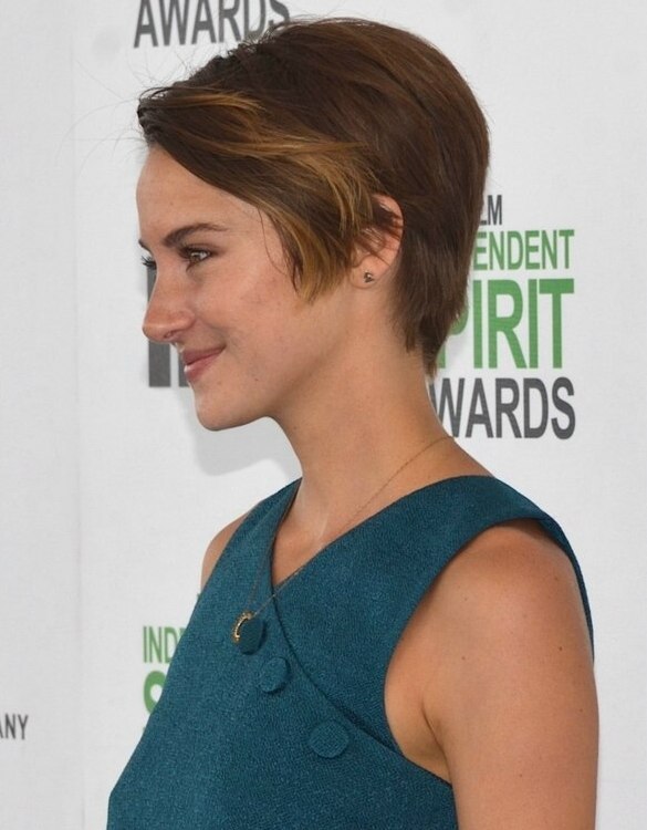 Shailene Woodley with her hair in a low maintenance and wearable pixie