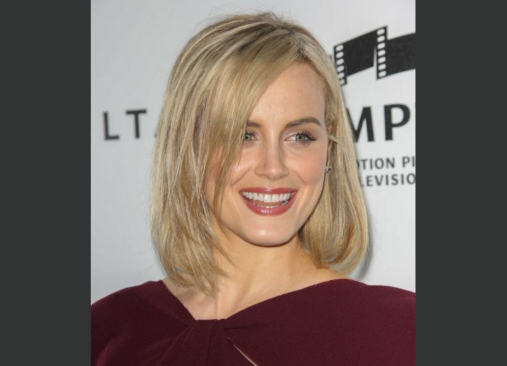 Taylor Schilling with medium length hair