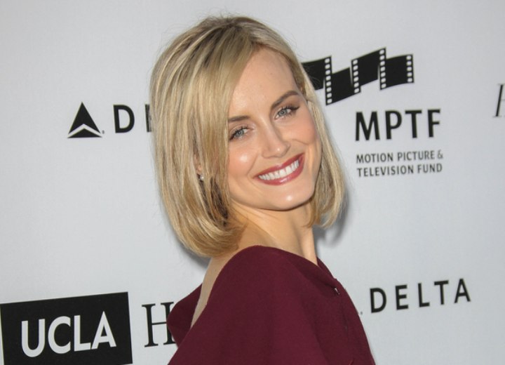 Taylor Schilling's mid-length hairstyle