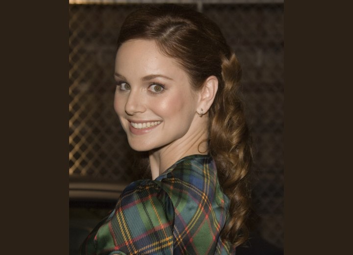 Girly hairstyle for long hair - Sarah Wayne Callies