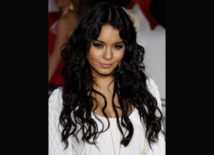 Long gypsy hair - Vanessa Hudgens