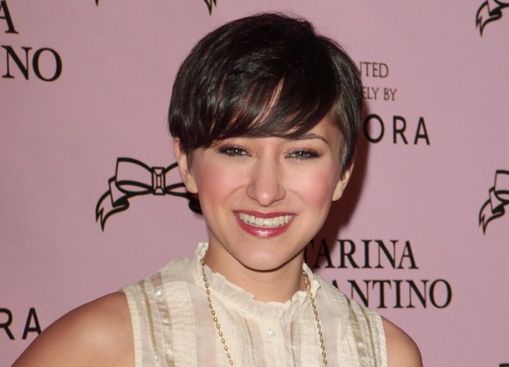 Zelda Williams' very short hairstyle