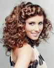 60er Jahre Frisur mit Locken