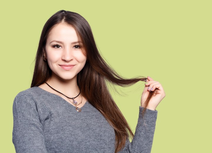 Mujer con hermoso cabello largo