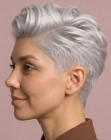 Corte pixie con laterales rapados