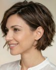 Coiffure courte avec des d&eacute;grad&eacute;s