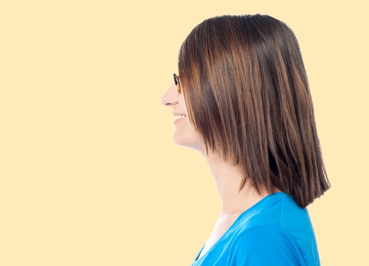 Shoulder length hair, cut with a razor