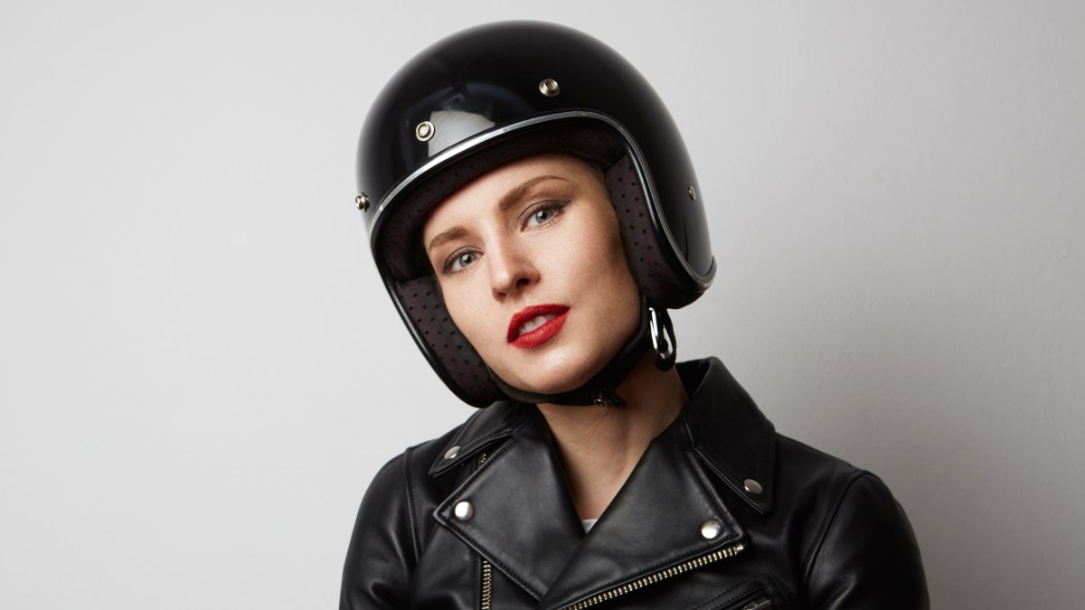 Helmet hair tips for motorcycle enthusiasts and a style that looks okay  after wearing a helmet
