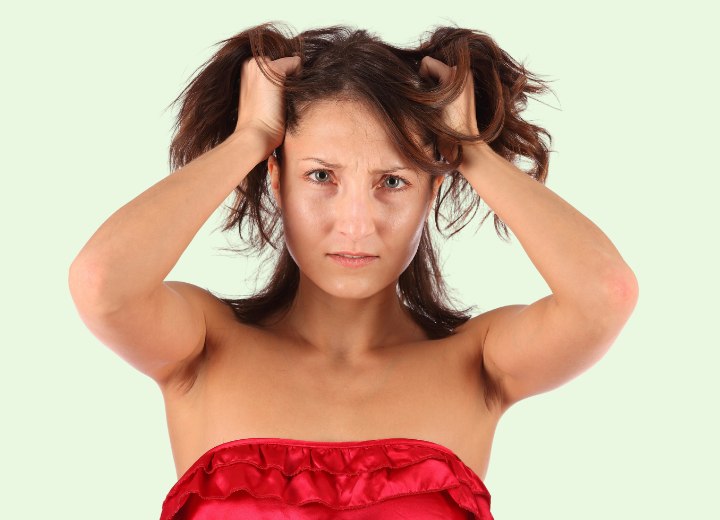 Woman with frizzing hair