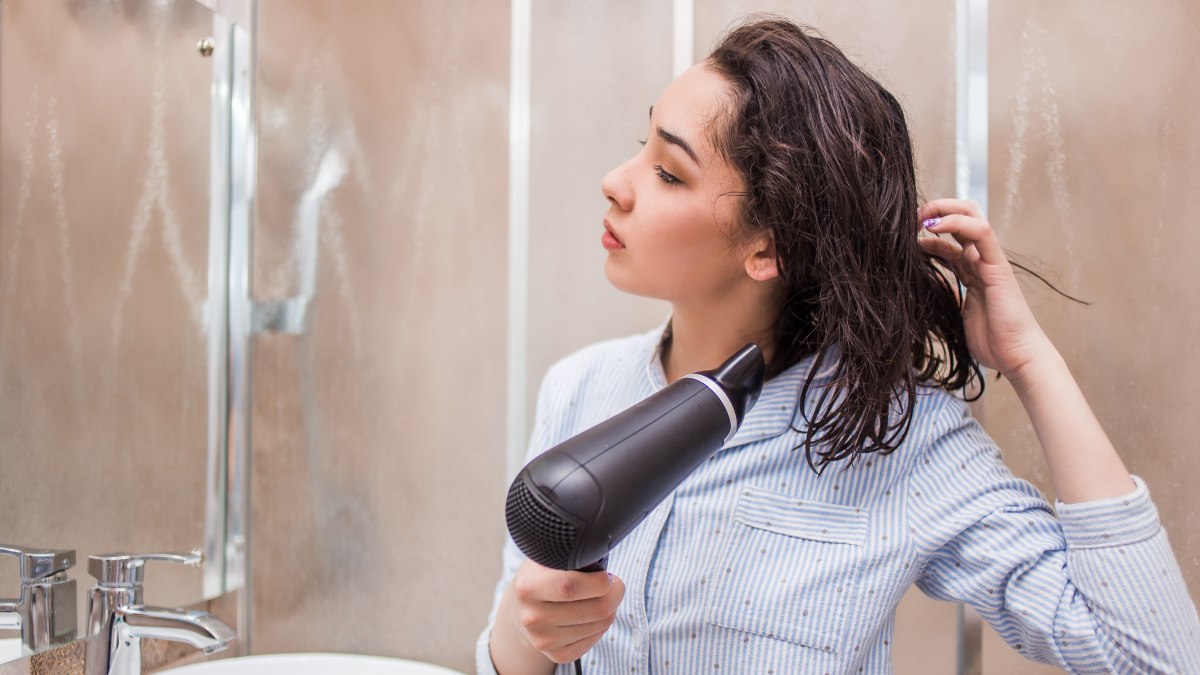 Sample Does Blow Drying Your Hair Make It Curly for Short Hair