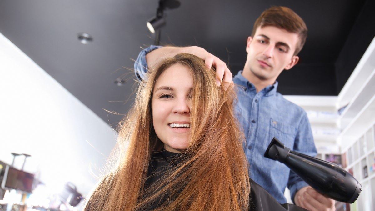 The physical effects of blow drying on the hair structure