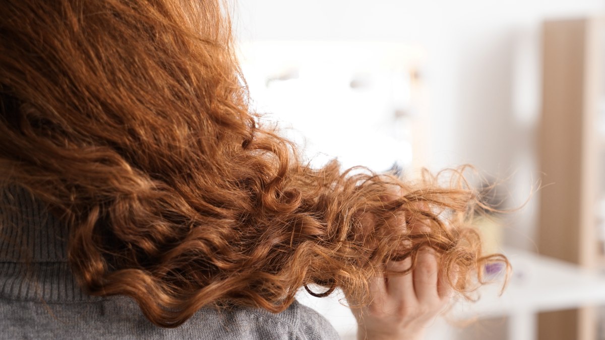 How to change naturally curly fine hair into wavy hair