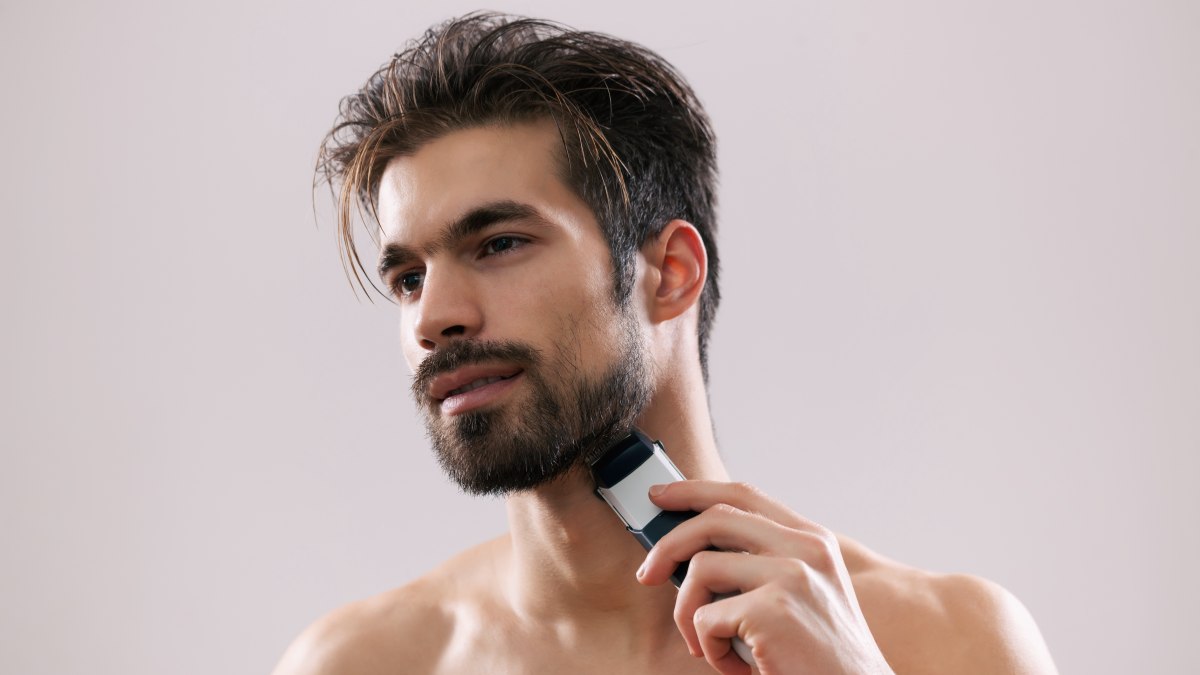 razor for mustache