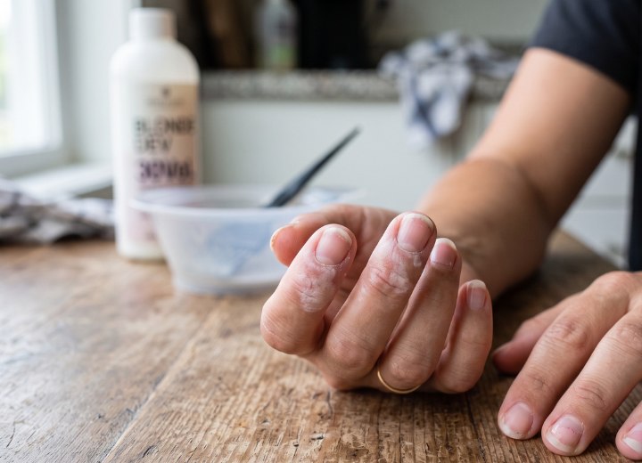 White fingertips because of hair bleach