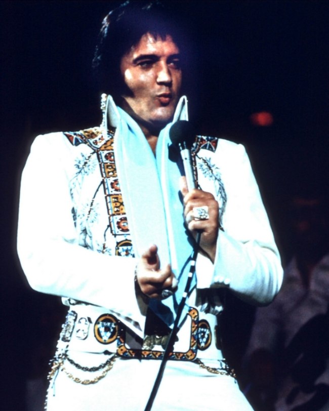 Elvis impersonator - Wikipedia