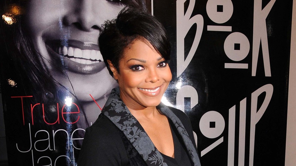 Janet Jackson's new short haircut