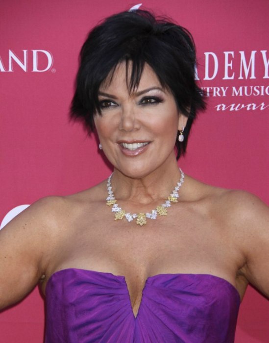 kris jenner layered razor cut