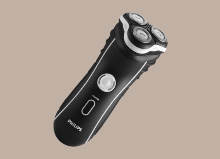 Philips Norelco electric shaver for men